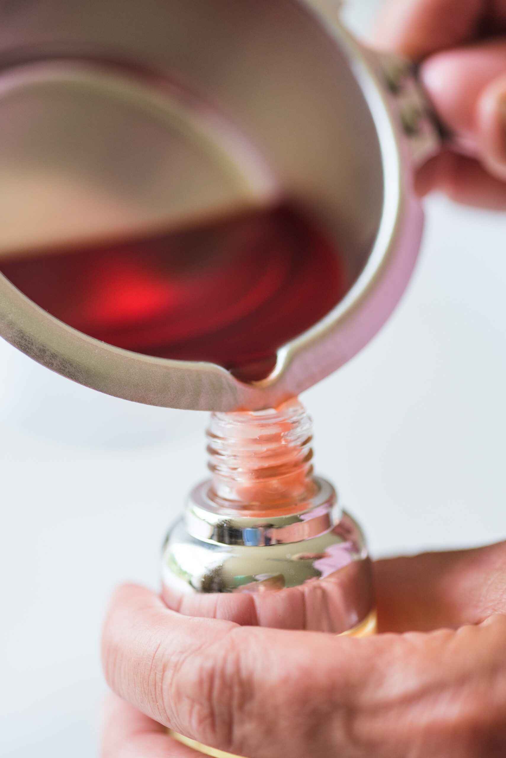 Marleen Sahetapy Fotografie - Stichting Wellness boekshoot-119 Difuma destilleer systeem